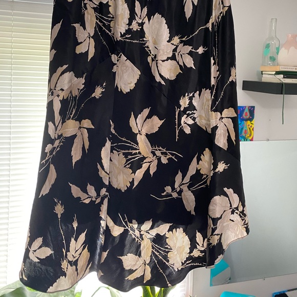 Gorgeous Maxi skirt - Picture 1 of 1